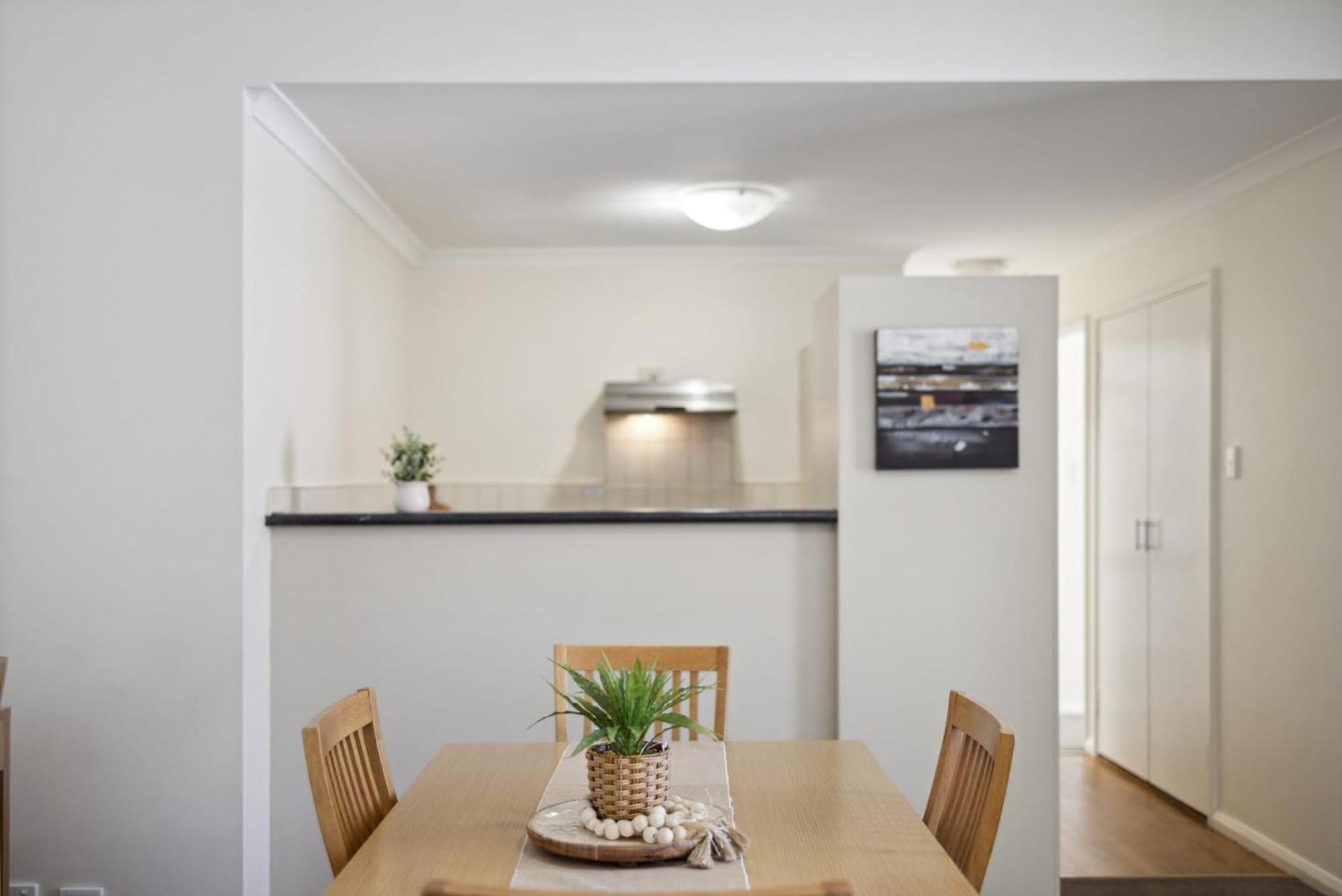 Spacious Apt In Northbridge With Pool Apartamento Perth Exterior foto