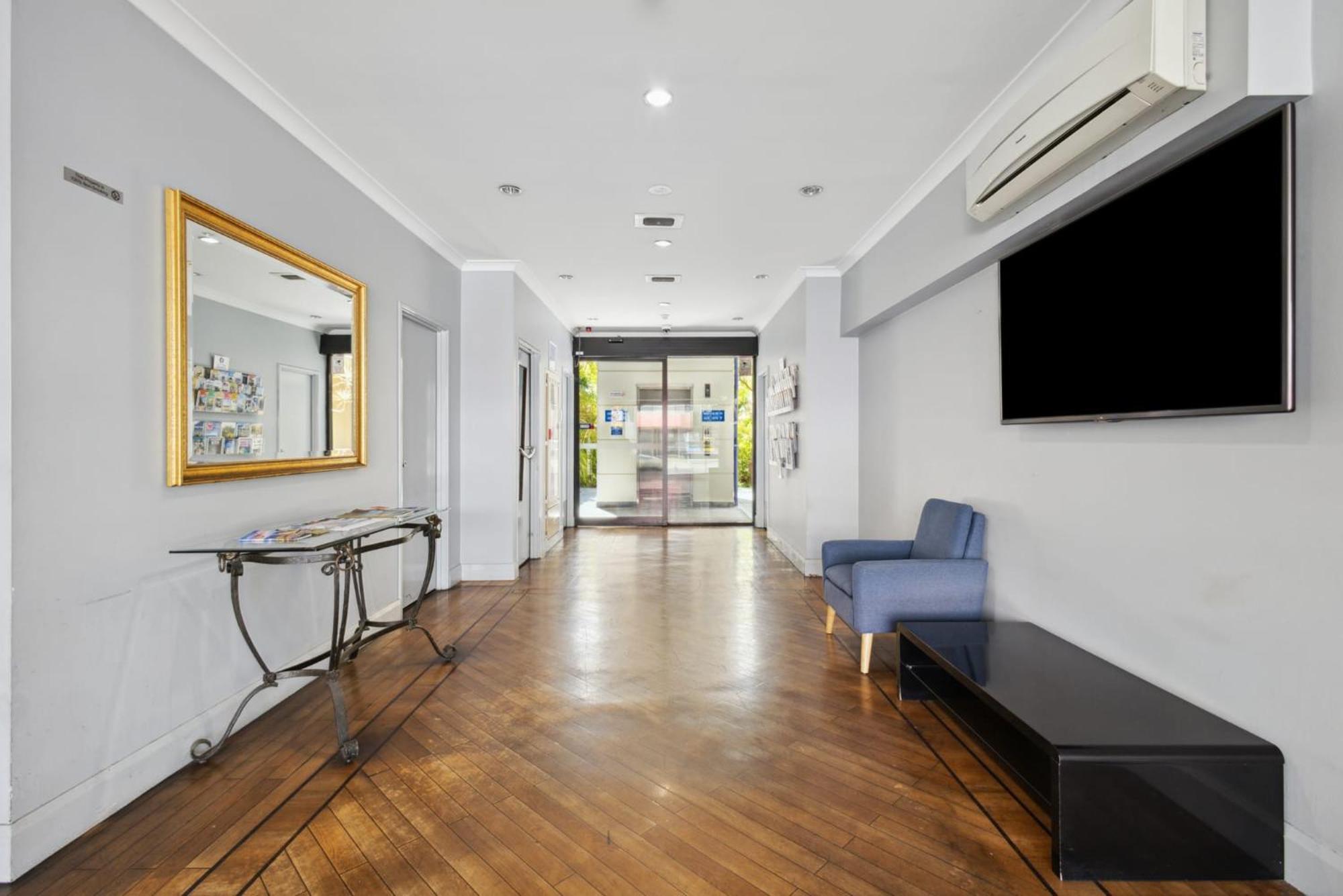 Spacious Apt In Northbridge With Pool Apartamento Perth Exterior foto